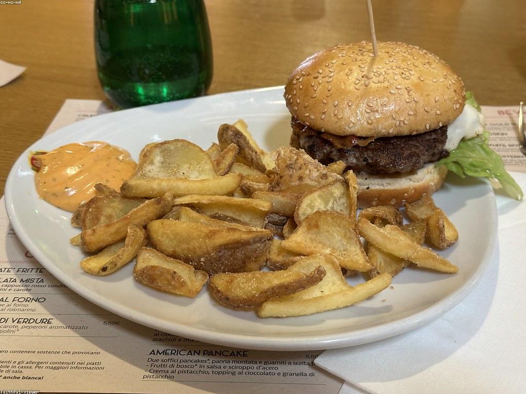 អាហារត្រី Rare: ពិភពល្អនៃអាហារដែលមានភាពអស្ចារ្យ